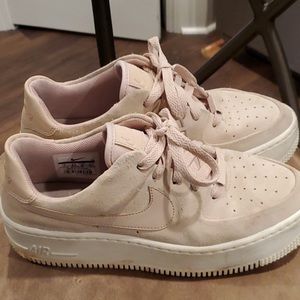 Lightly worn suede nike shoes